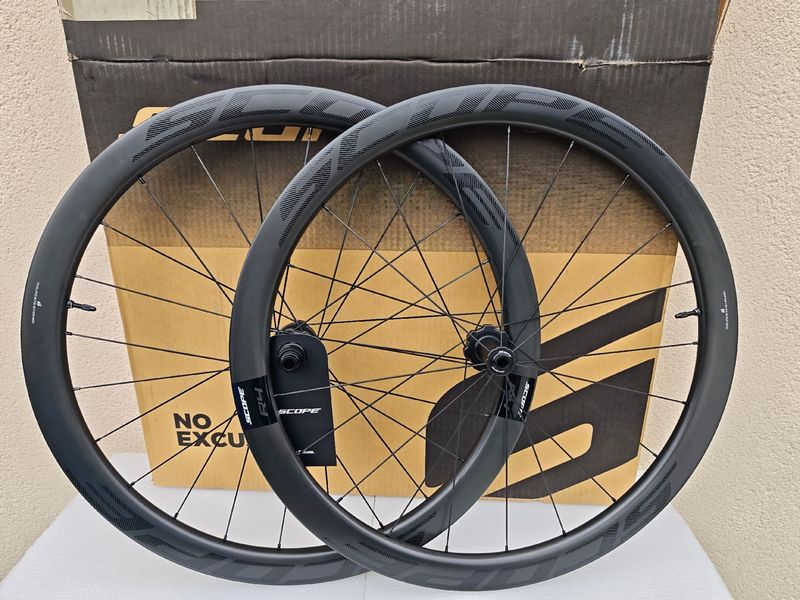 Used Scope R4 Disc 45mm XDR bike — image 1 of 10