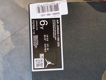 Used Jordan 4 RM tg 38.5 unisex White bike — image 8 of 9
