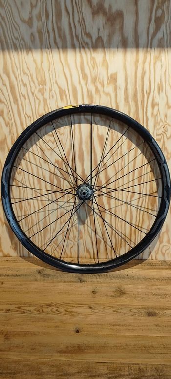 Used Mavic XA Pro Carbon Wheelset 29" Boost 2017 bike — image 2 of 6