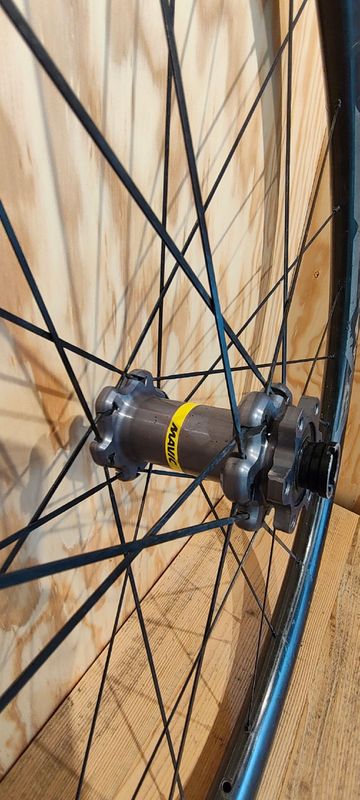 Brugt Mavic XA Pro Carbon Wheelset 29" Boost 2017 bike — billede 5 af 6