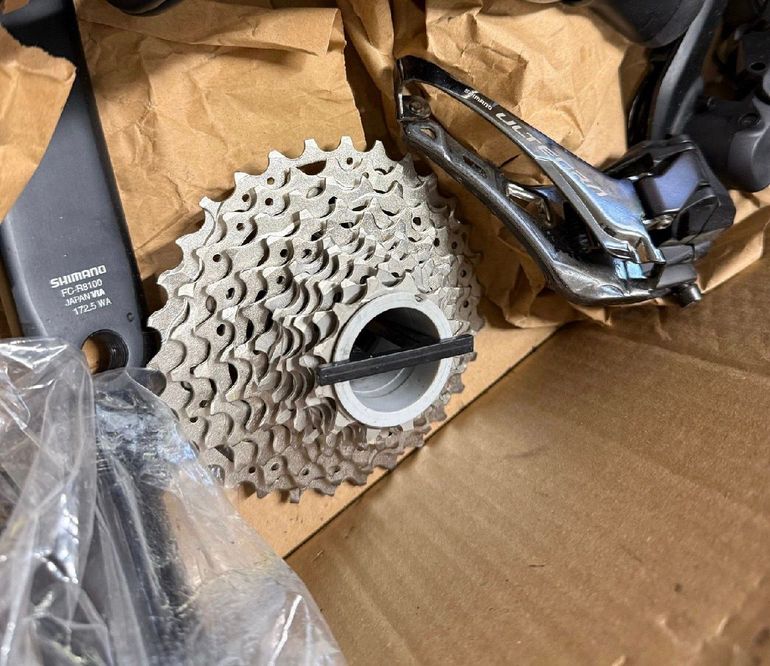 Used Shimano Ultegra Di2 R8170 12-speed 2025 bike — image 2 of 9
