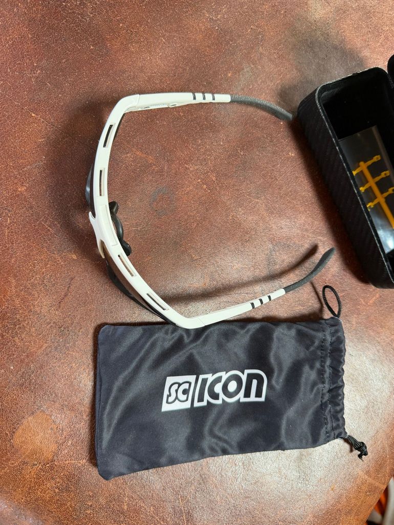 Used Scicon AEROCOMFORT Sunglasses 2025 bike — image 3 of 6