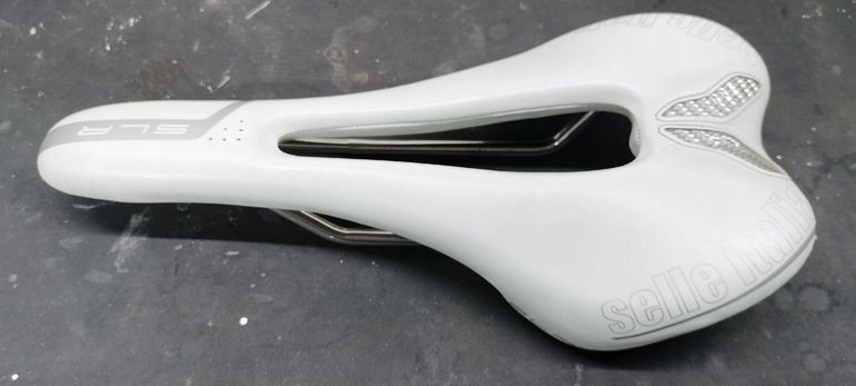 Used Selle Italia SLR Road Saddle 2017 bike — image 1 of 3