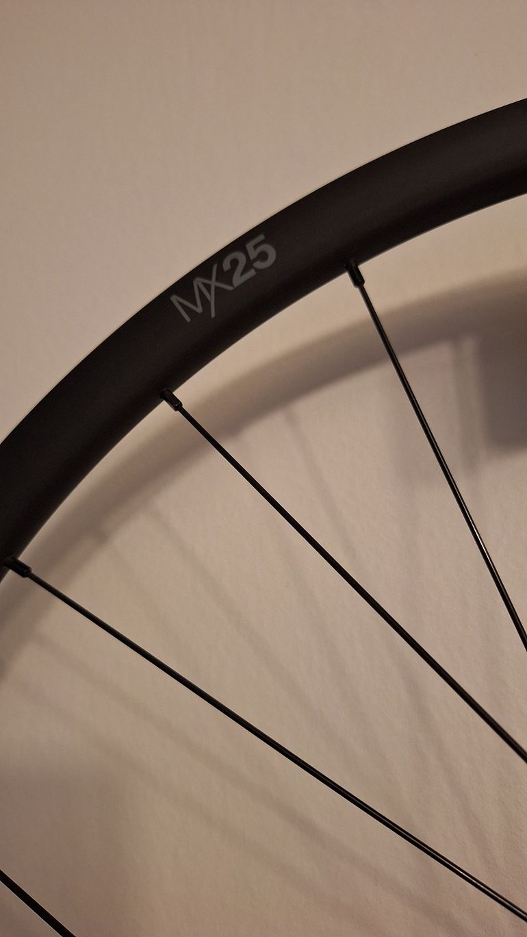 Used Sram Microtech MX 25 2026 bike — image 6 of 6