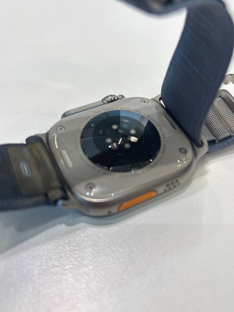 Used apple Watch Ultra 2 2024 bike — image 3 of 4