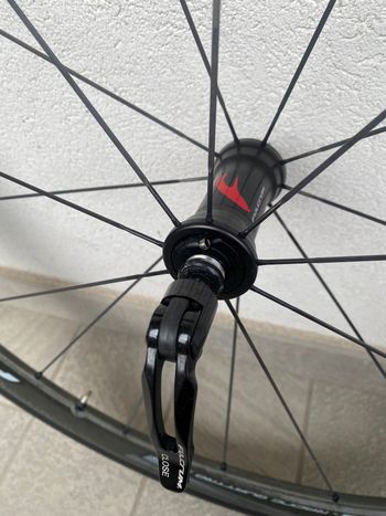 Used Fulcrum Racing Quattro Carbon Wheelset bike — image 5 of 11