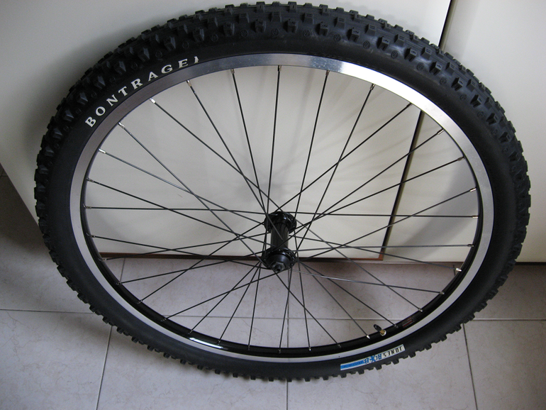 Gebrauchtes Bontrager Maveric 26" V-Brake Wheelset bike — Bild 4 von 7