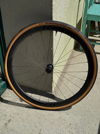 Used Specialized Roval Rapide C 38 Wheelset 2025 bike — image 2 of 9