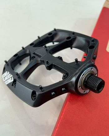 Used Specialized Boomslang Platform Pedals bike — image 4 of 5