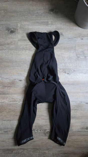 Used Assos 3/4-length Cycling Shorts S bike — image 2 of 4