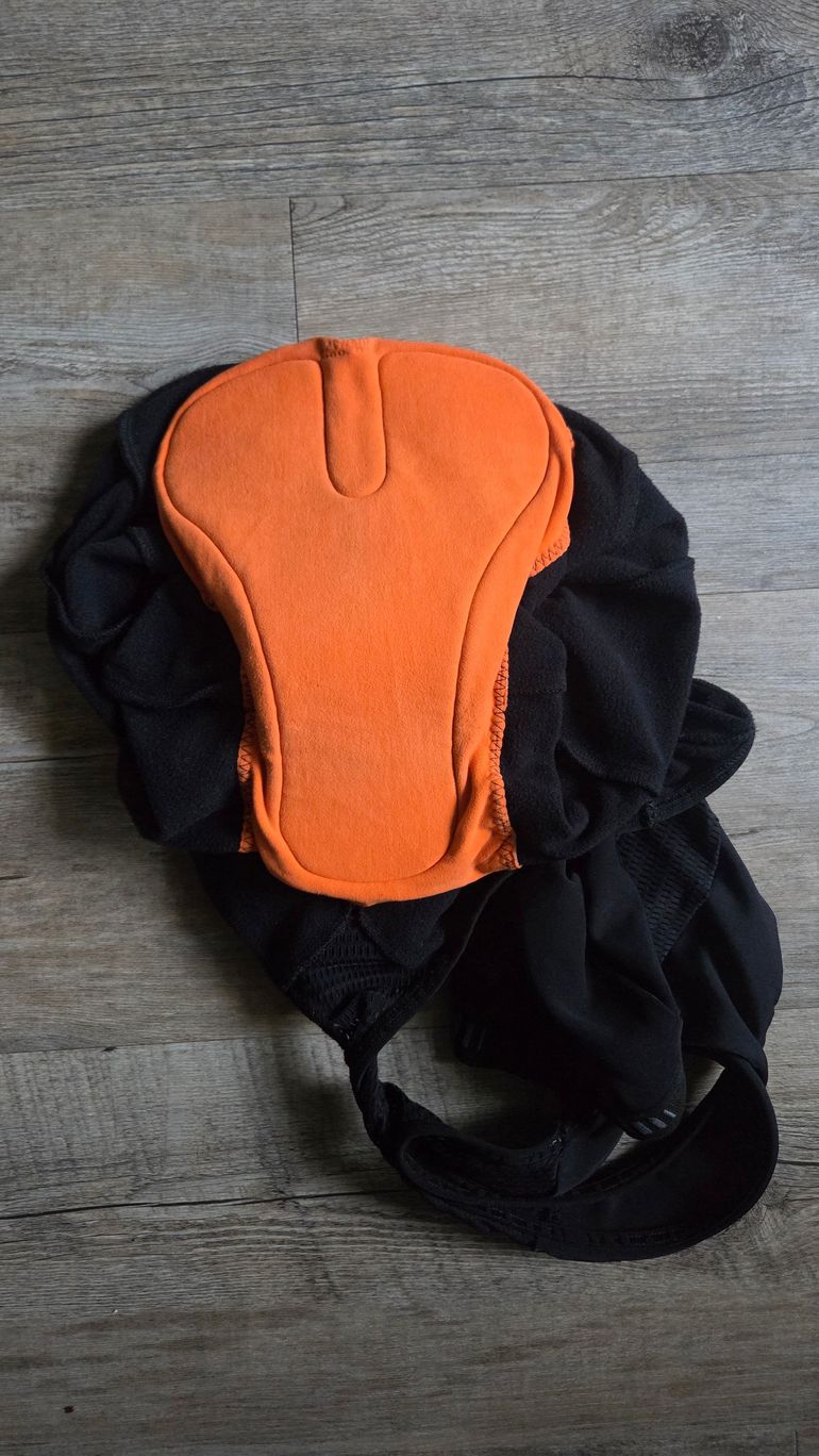 Used Assos 3/4-length Cycling Shorts S bike — image 4 of 4