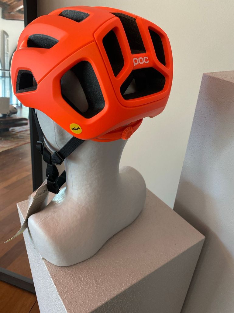 Used POC Ventral Air MIPS Fluorescent Orange Matt 2026 bike — image 2 of 3