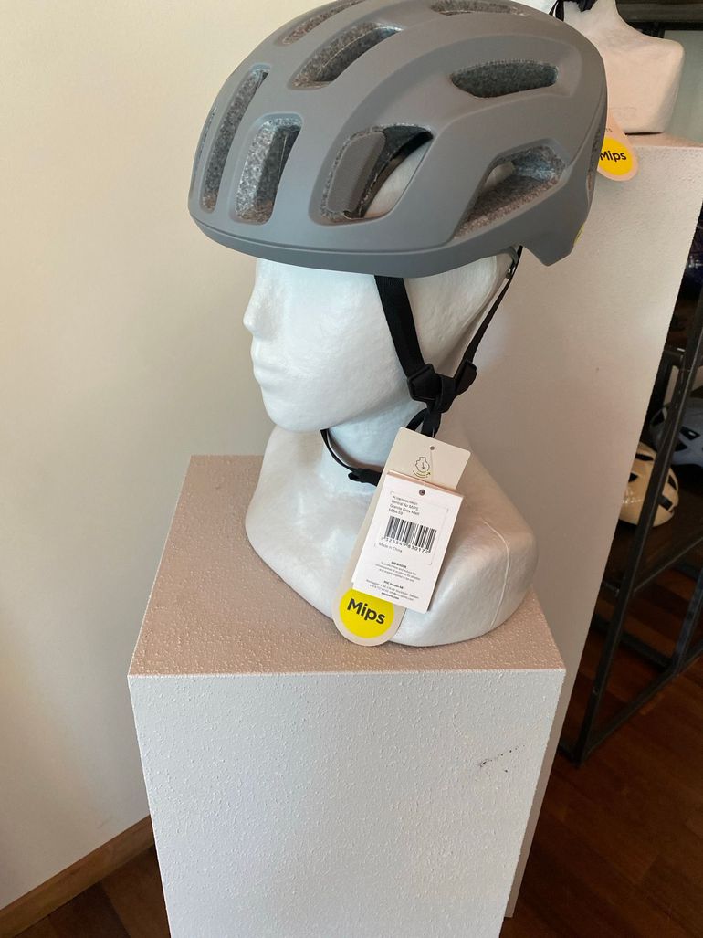 Used POC Ventral Air MIPS Granite Grey Matt Taglia M 2026 bike — image 2 of 3