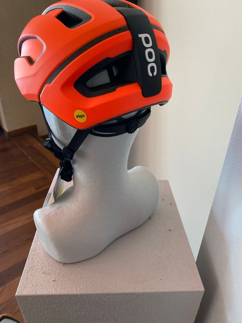 Used POC Omne Air MIPS Fluorescent Orange Matt Helmet 2026 bike — image 3 of 4