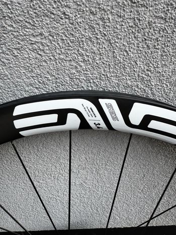 Used Enve SES 3.4 Wheelset 2026 bike — image 2 of 6