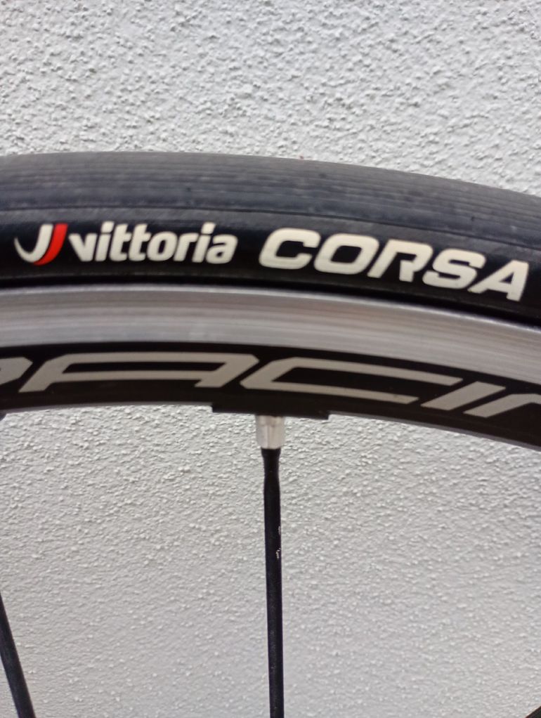 Used Fulcrum 0 Ceramica 2018 bike — image 7 of 10