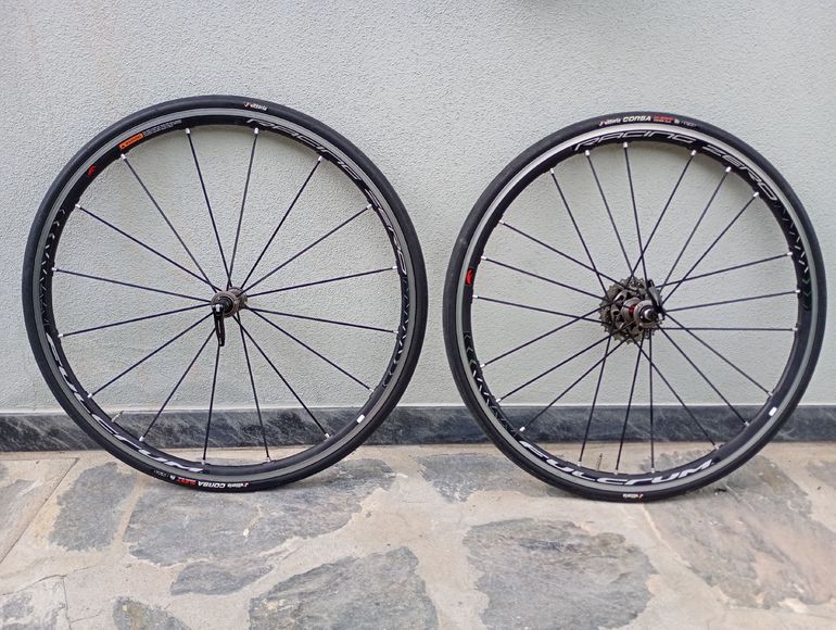 Used Fulcrum 0 Ceramica 2018 bike — image 1 of 10