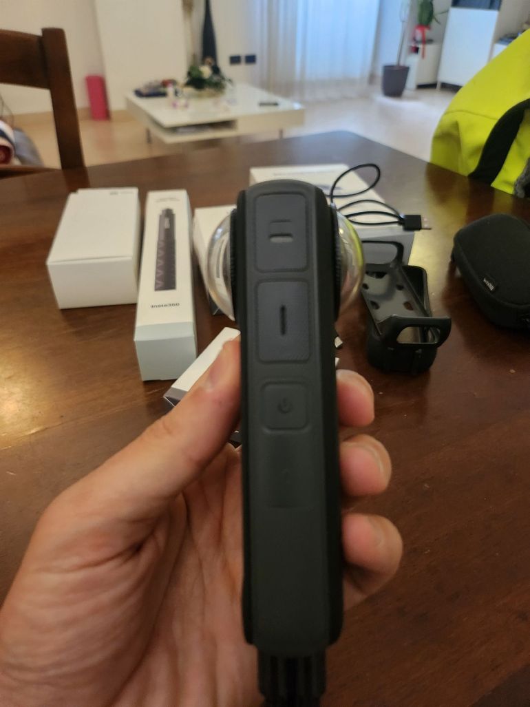 Used Insta360 X4 Air 8K 360 Camera 2026 bike — image 4 of 9