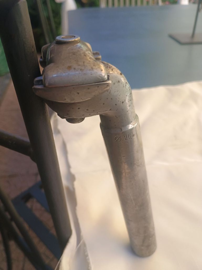 Used Giovanni Pinarello Reggisella Vintage 1975 bike — image 3 of 5