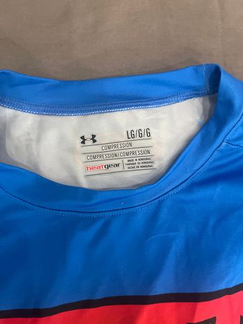 Used Under Armour Tecnica Superman T-shirt bike — image 2 of 3