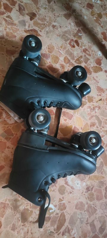 Used Amazon Pattini a rotelle 2022 bike — image 3 of 8