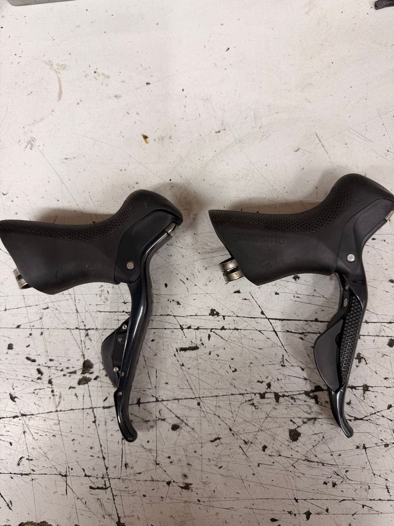 Used Shimano Ultegra Di2 Shifters 2015 bike — image 1 of 4