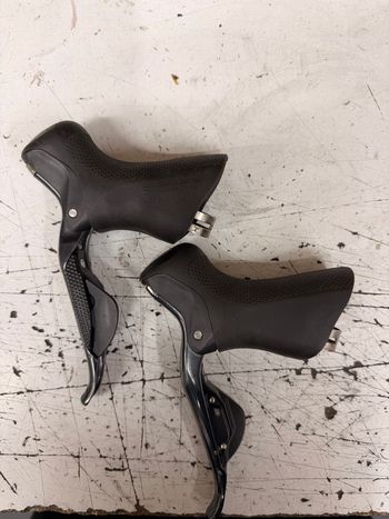 Used Shimano Ultegra Di2 Shifters 2015 bike — image 2 of 4