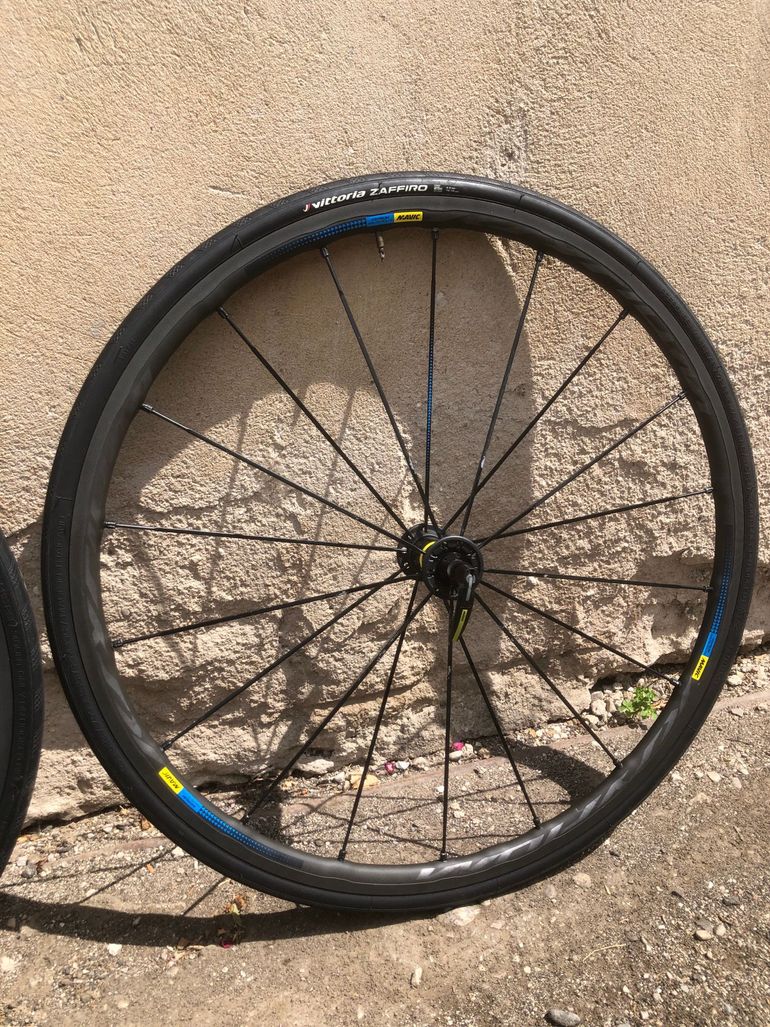 Used Mavic Ksyrium Pro Exalith Wheelset bike — image 3 of 8