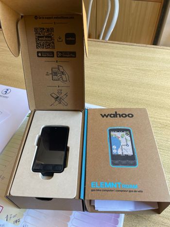 Used Wahoo ELEMNT roam 3 gps 2026 bike — image 4 of 5
