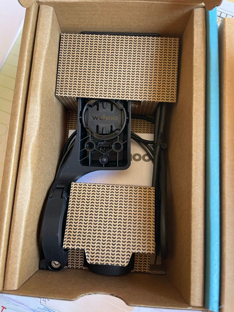 Used Wahoo ELEMNT roam 3 gps 2026 bike — image 3 of 5