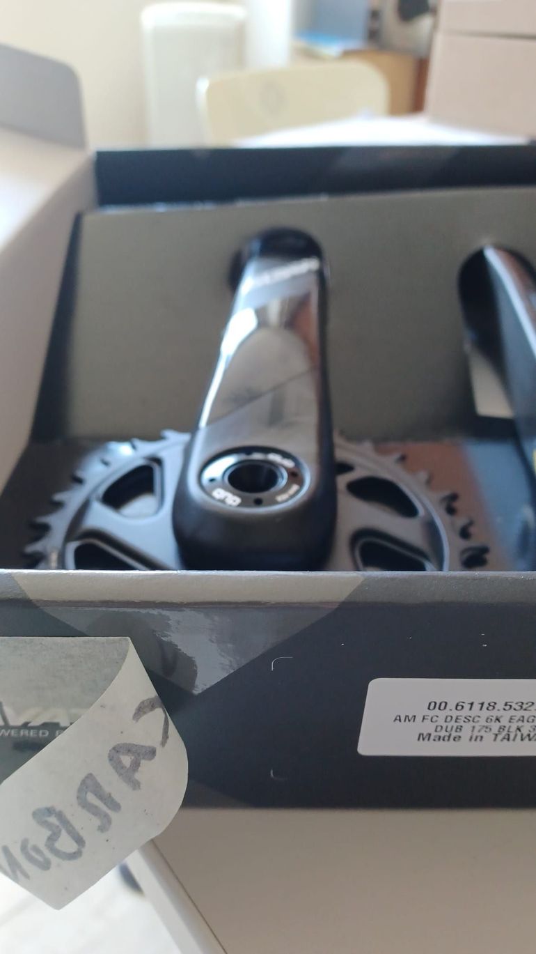 Used Truvativ Guarnitura Descendant Carbon Eagle DUB 2023 bike — image 2 of 2