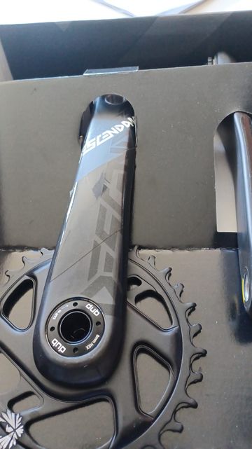 Truvativ Guarnitura Descendant Carbon Eagle DUB 2023 Drivetrain & Pedals de segunda mano