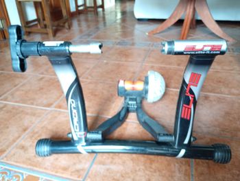Used Elite CRONO 2011 bike — image 6 of 8