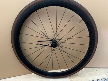 Used Bontrager Aeolus Pro 37 TLR Disc Road Wheel 2024 bike — image 4 of 4