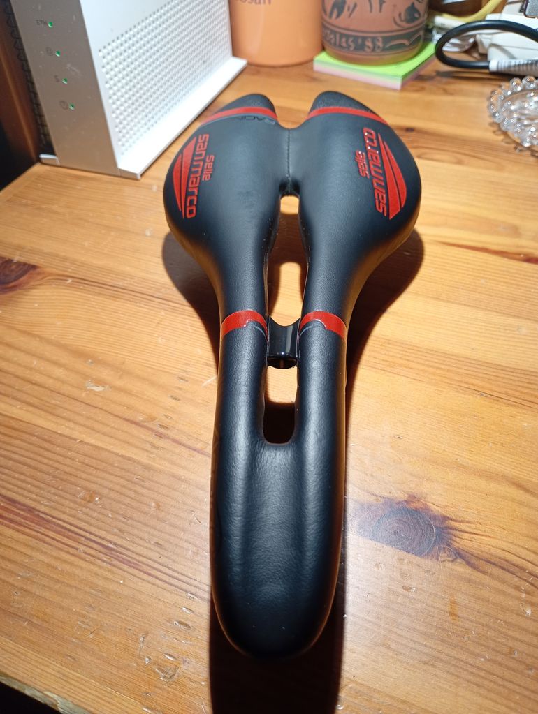 Used Selle San Marco Racing Negro/Rojo bike — image 1 of 3