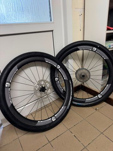 Brugt Dt Swiss 4-Shore Carbon Beach Racing Wheels 2025 Wheels
