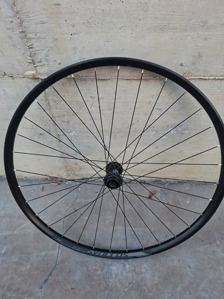 Used Syncros x25 bike — image 2 of 5