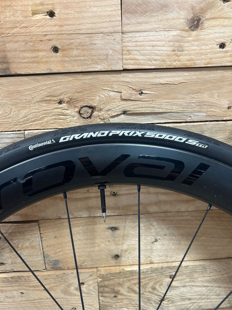 Used Roval Rapide CLX II 2025 bike — image 2 of 6