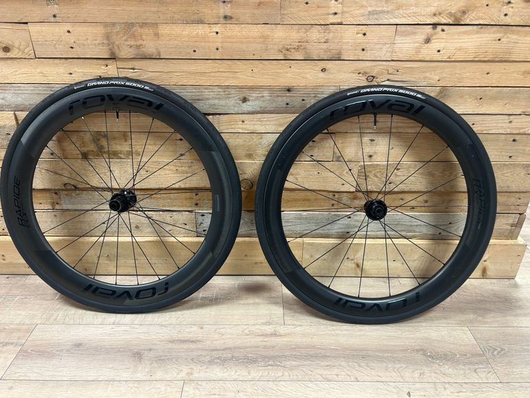 Used Roval Rapide CLX II 2025 bike — image 1 of 6