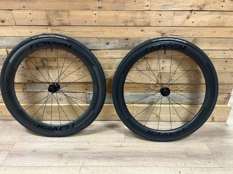 Used Roval Rapide CLX II 2025 bike — image 1 of 6
