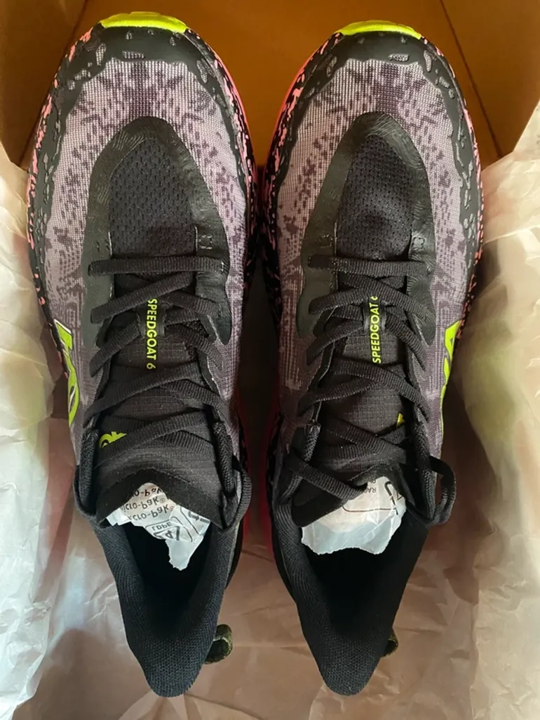 Used Asics Speedgoat 6 bike — image 9 of 12