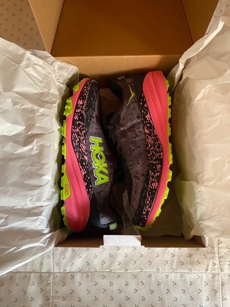Asics Speedgoat 6 Running Shoes usato