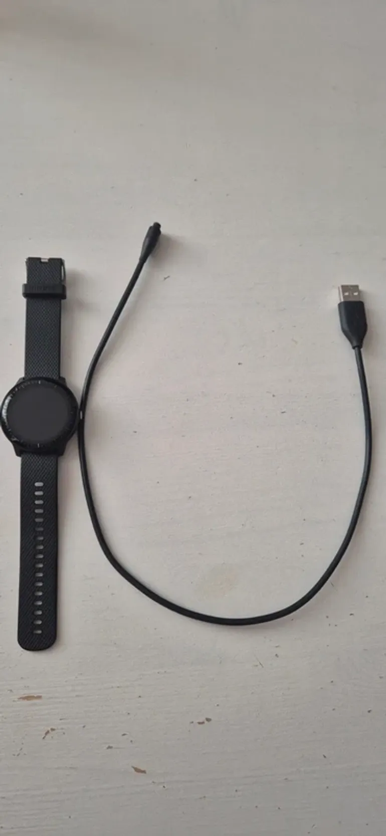 Used Garmin vivoactive 3 music bike — image 2 of 5