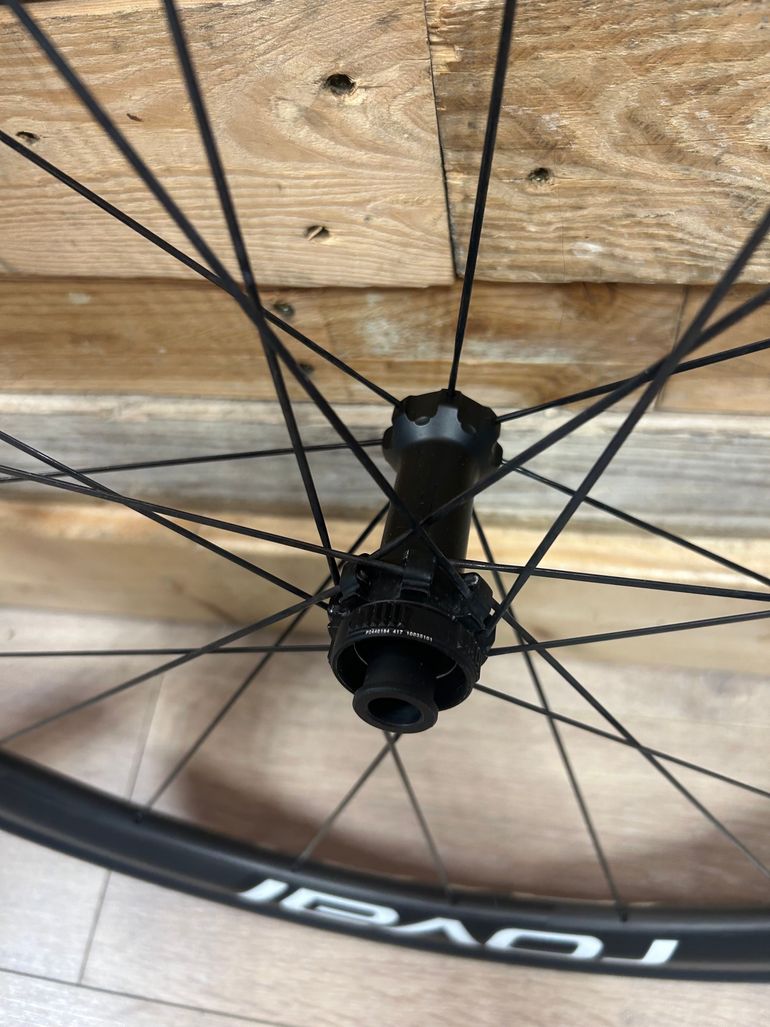 Used Specialized Roval Alpinist CLX II 700c 2025 bike — image 5 of 5