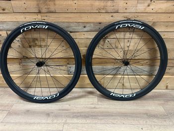 Used Specialized Roval Alpinist CLX II 700c 2025 bike