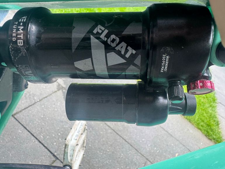Used Fox FLOAT X Air Shock 2025 bike — image 2 of 2