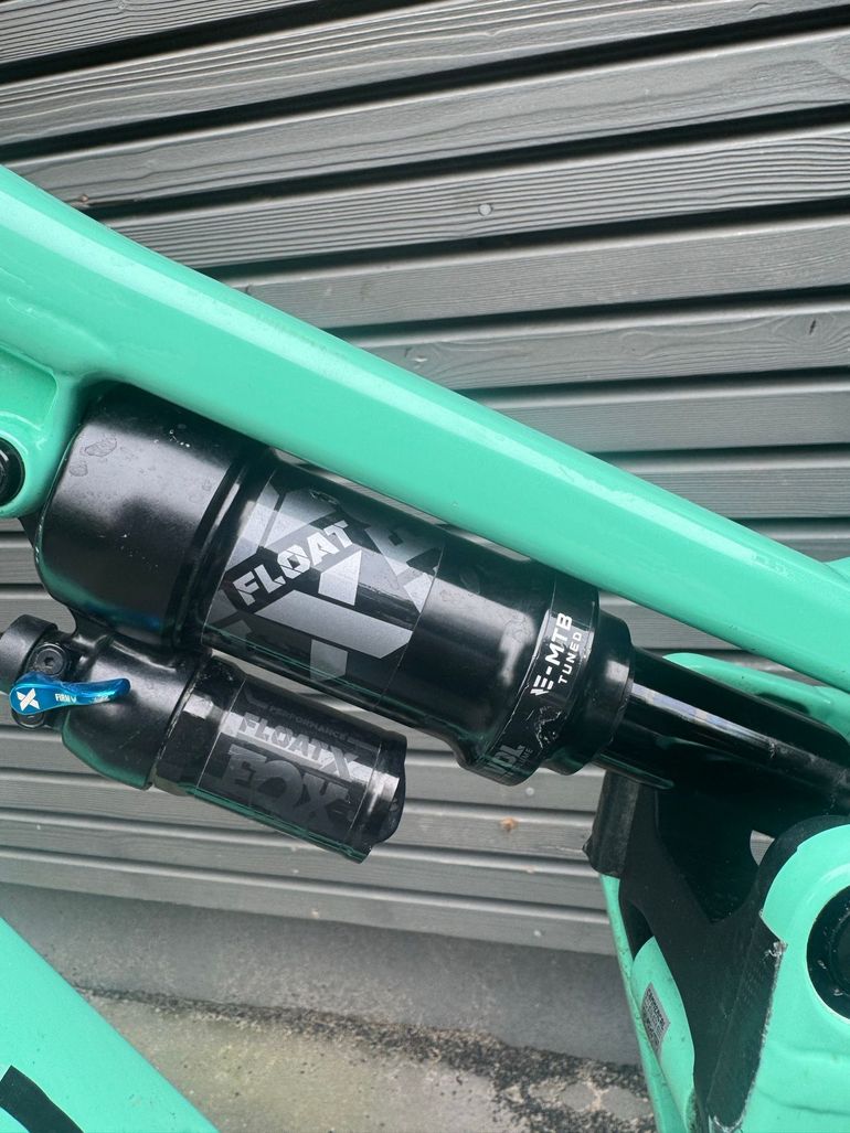 Used Fox FLOAT X Air Shock 2025 bike — image 1 of 2
