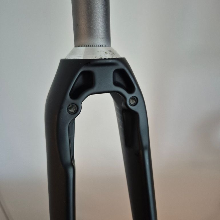 Used Van Rysel carbon fork direct mount bike — image 3 of 4