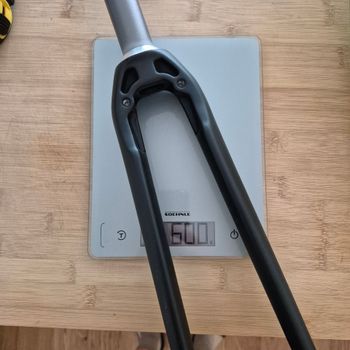 Used Van Rysel carbon fork direct mount bike — image 2 of 4