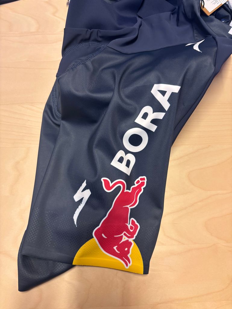 Used Specialized Red Bull BORA hansgrohe Race Kit bike — image 3 of 4